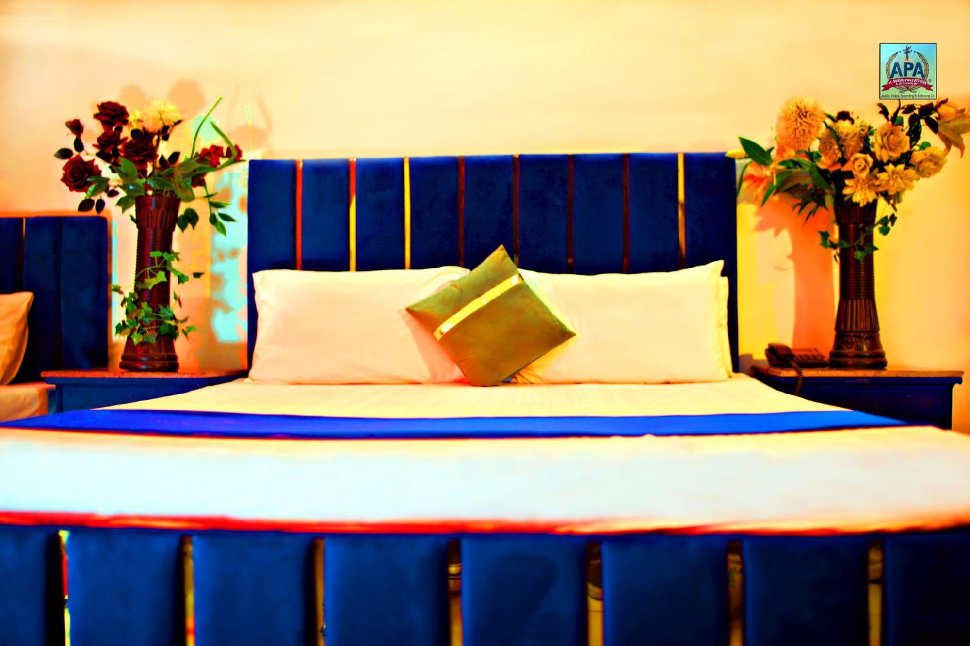 Quick Continental Hotel - Jail Road ラホール エクステリア 写真