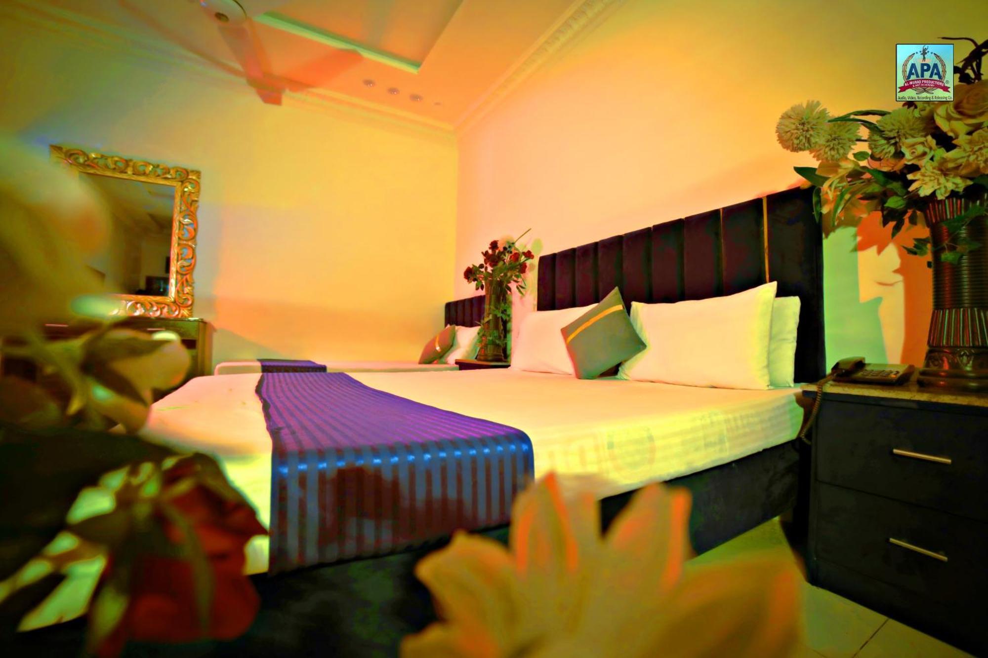 Quick Continental Hotel - Jail Road ラホール エクステリア 写真